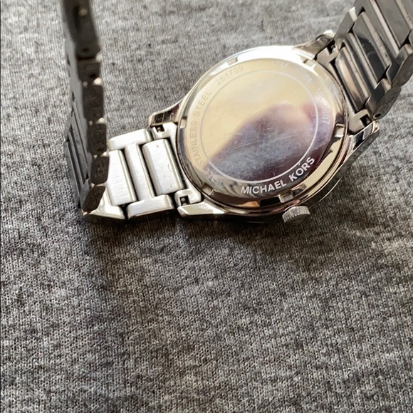 Silver Michael Kors Watch - Picture 4 of 4